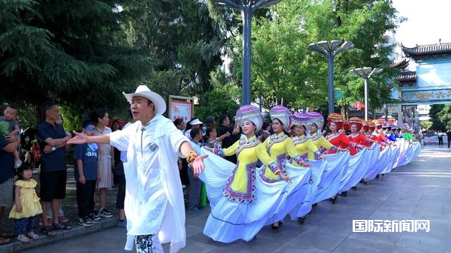 百名网络达人e起嗨传播活动——毕节市七星关区人民公园