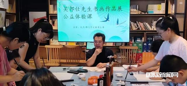 “写得真好，画得精彩！”——吴邦仕先生书画作品在都匀市展出