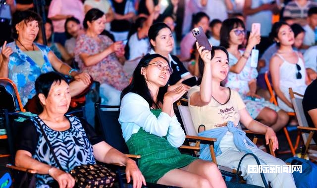 【潮向花溪音乐会】微醺，是夏夜最美的姿态