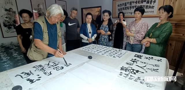 金秋时节，丹桂飘香茶友走近琢衣茶食养生文化活动