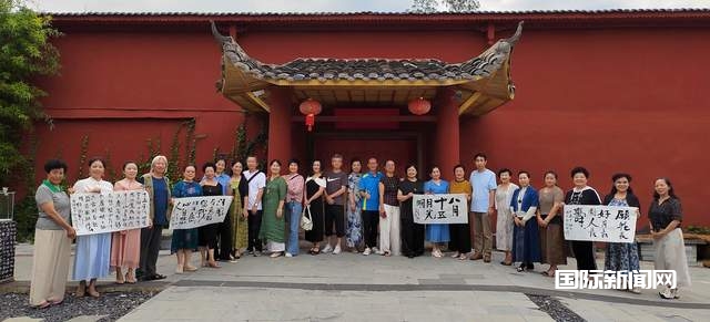 金秋时节，丹桂飘香茶友走近琢衣茶食养生文化活动