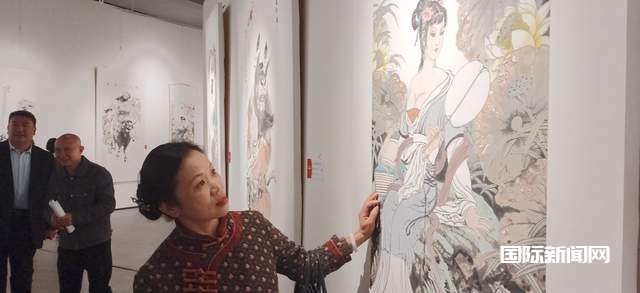 金秋盛放，艺术之光——杨小吾画展开幕式暨书画集首发式璀璨启幕