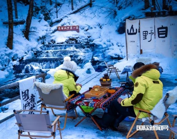 冰雪为媒，共建“朋友圈” 长白粉雪闪耀巴蜀大地