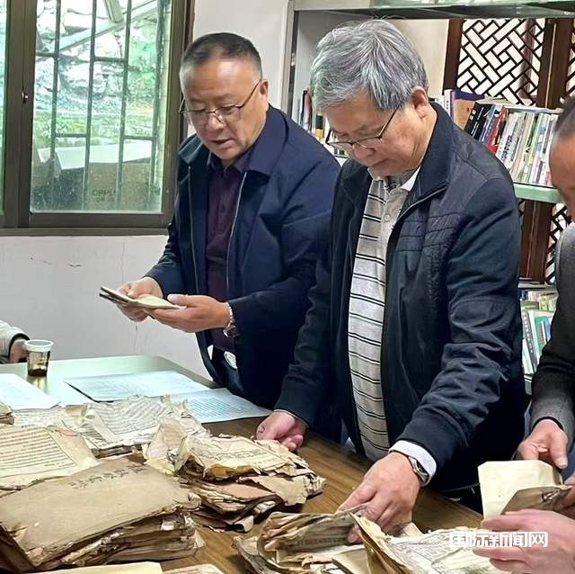 贵州未来学书院院长拜访全国道德模范，共同探讨乡村非遗文化保护